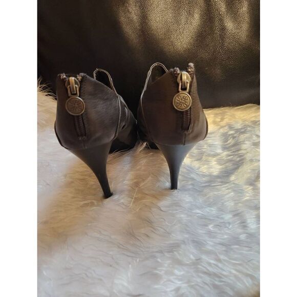 NWOT Simply Vera Wang 8.5 Grey Peep Toe 4" High Heel - Picture 4 of 8